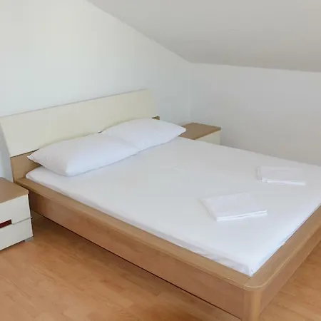 Lavanda Appartement Pakoštane